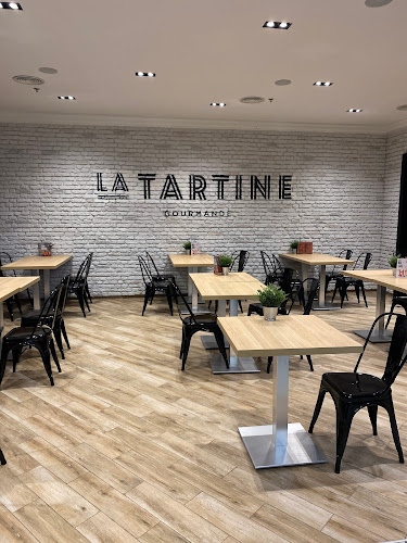 CC Alcampo Los Enlaces Antiguas, N-II, 315, Local 26, 50012 Zaragoza