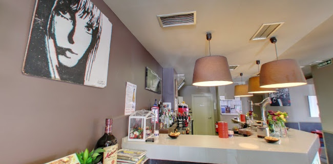 Grupo Rinaldi, 7, 31007 Pamplona, Navarra