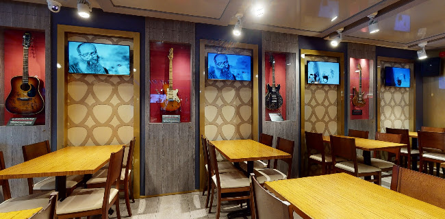 Hard Rock Cafe Valencia - Gastronomía y hostelería