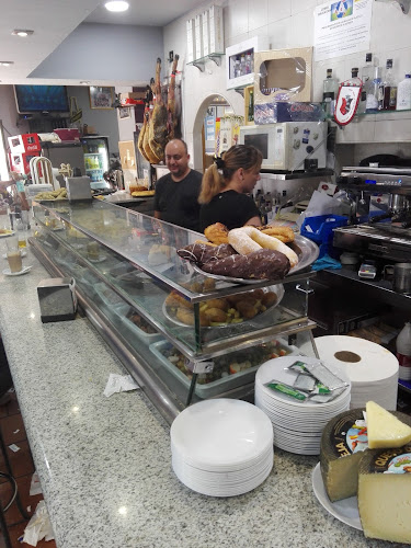 Comentarii opinii despre Bar Justo I