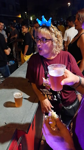 Opinii despre Tabares Bar Musical în Canovelles - Gastronomía y hostelería