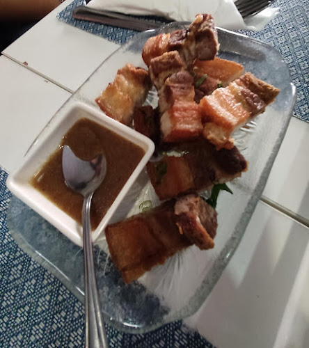 Pinoy Taberna Bar and Restaurant - Gastronomía y hostelería
