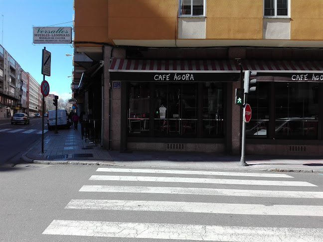 Comments and reviews of Café Ágora