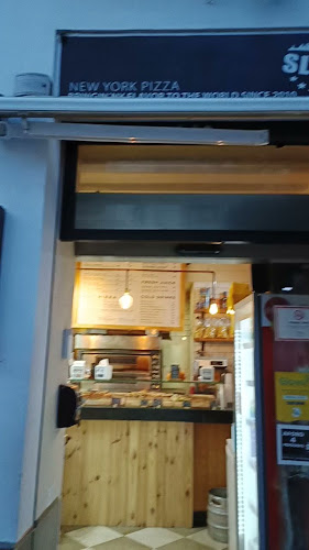 Opinii despre Slice of New York Pizza Sevilla în Sevilla - Gastronomía y hostelería