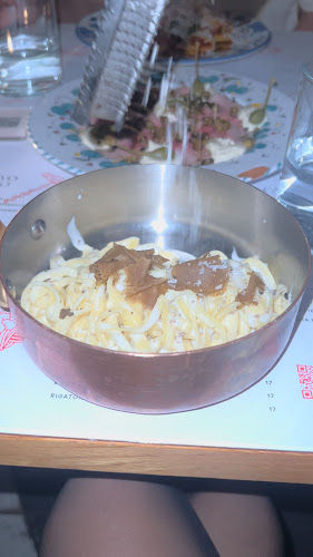 Restaurante Bella's Open Times