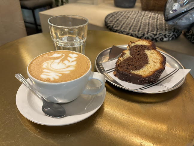 Carrer d'Enric Granados, 124, L'Eixample, 08008 Barcelona