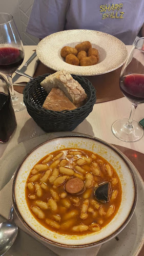Opinii despre Restaurante La Comtienda în Gijón - Gastronomía y hostelería