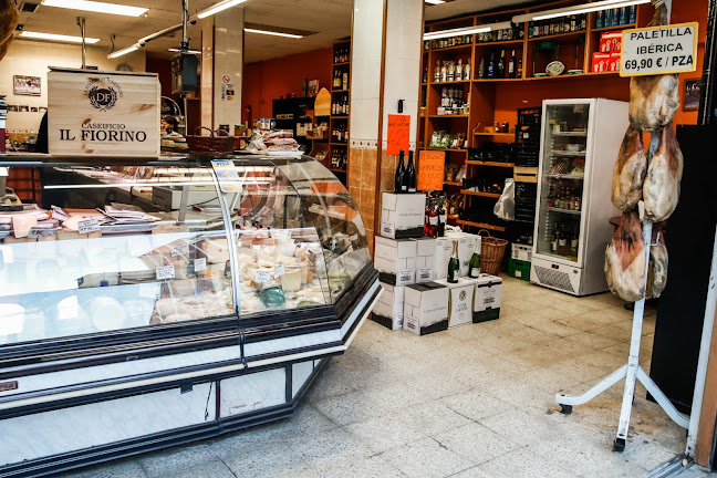 Opinii despre Charcutería Lourdes în Barcelona - Gastronomía y hostelería