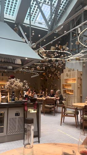 Reviews of Restaurante Omeraki. By Alberto Chicote. in Madrid - Gastronomía y hostelería