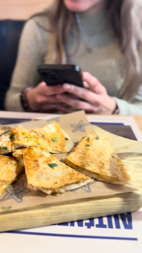 Comentarii opinii despre Foster's Hollywood