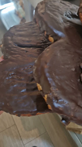 Pandepi Phone number