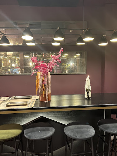 Comments and reviews of Salutteria