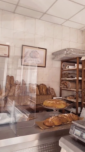 Opinii despre Panadería Mercedes în Rianxo - Gastronomía y hostelería