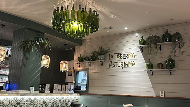 Opinii despre La Taberna Asturiana - El Cachopo în Gijón - Gastronomía y hostelería