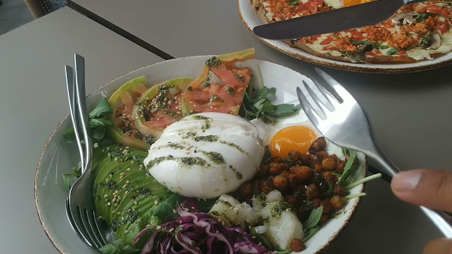 Comentarii opinii despre Naked&Sated Estébanez Calderón