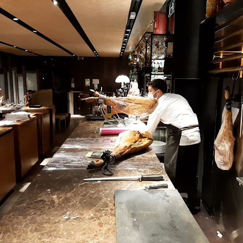 Reviews of Urrechu Velázquez in Madrid - Gastronomía y hostelería