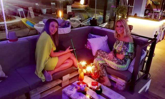 Bahía Beach Open Times