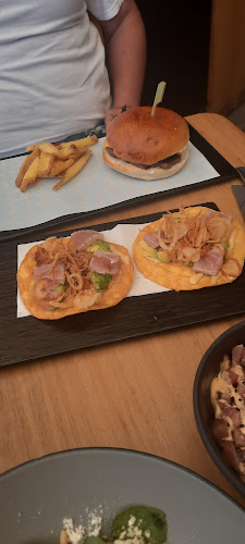 C. Centro Comercial Bonaire, 46960, Valencia