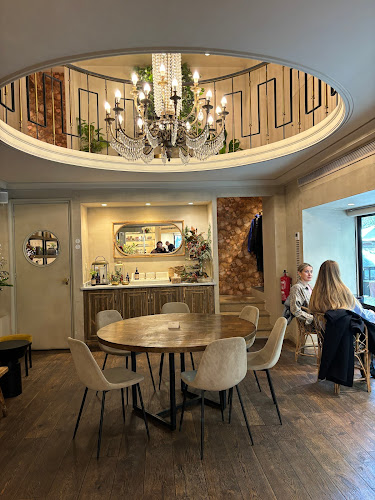 Comentarii opinii despre Lady Babka