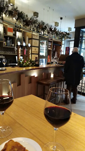 Opinii despre La Trastienda Sanxenxo în Sanxenxo - Gastronomía y hostelería