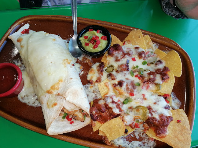 Bar restaurante Azul Sabinillas - Gastronomía y hostelería