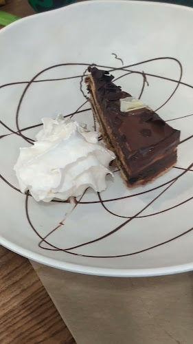 C. Estrella Canopus, 32, Norte, 41015 Sevilla