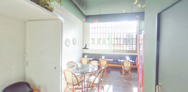 Trini's Cafe Bistro - Sant Just Desvern