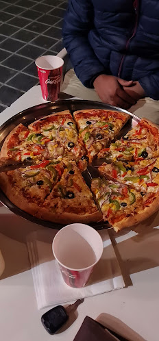 Opinii despre UMAR Kebab Pizzería în Valencia - Gastronomía y hostelería