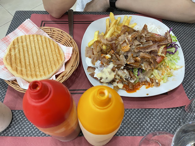 Kashmir Kebab Pizzería - Gastronomía y hostelería