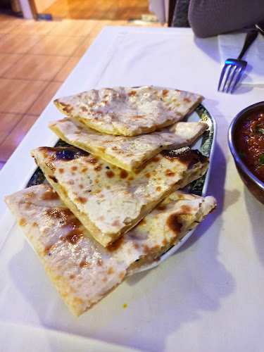 New Bombay Palace Restaurant - Gastronomía y hostelería