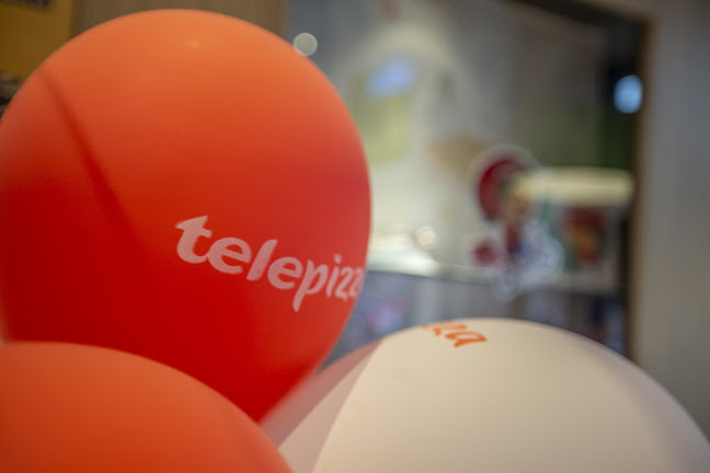 Telepizza Plaza Castilla - Comida a domicilio Phone number