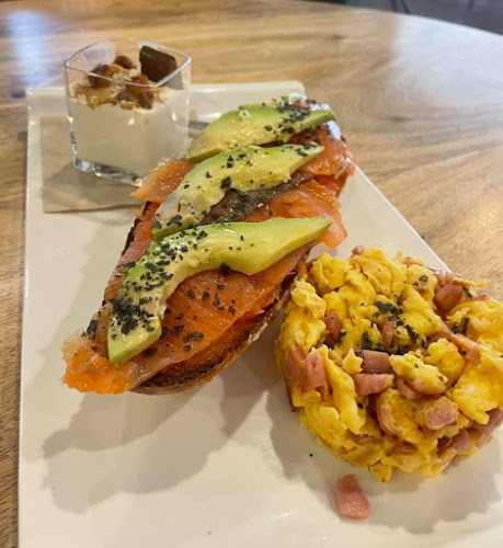 Opinii despre Basílica Brunch & Cocktails în Elche - Gastronomía y hostelería