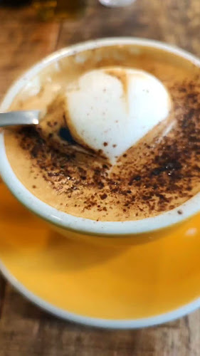 Opinii despre KL Bakery bread and specialty coffee în L'Alfàs del Pi - Gastronomía y hostelería