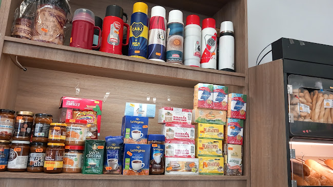 Sureña De las lagunas, facturas Argentina