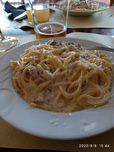 Pizzería Al Gusto Tapas (palmera) - Gastronomía y hostelería