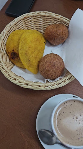 La Sabrosita - Panadería Colombiana Open Times