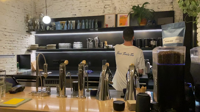 Reviews of Misión Café in Madrid - Gastronomía y hostelería