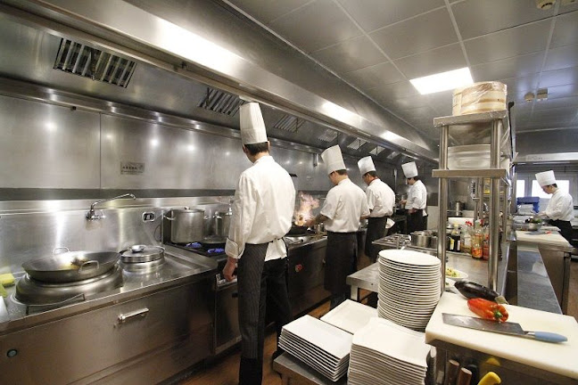 C. Pintor Crispín, 6, 31008 Pamplona, Navarra