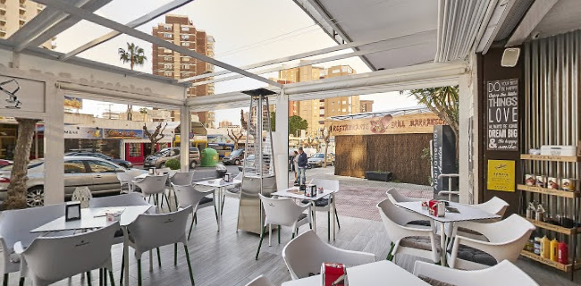 Cafeteria Bonjour Lounge & Bar Phone number