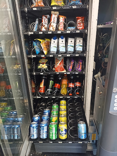 Opinii despre Pizzería D'Arte 24 horas avd Madrid în Zaragoza - Gastronomía y hostelería