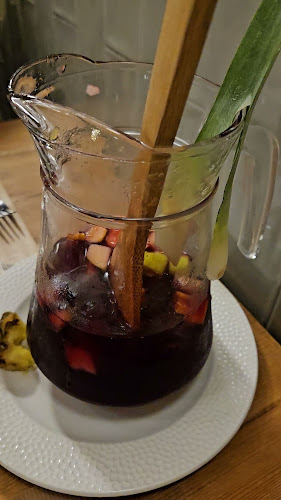 Comments and reviews of Doña Encarna