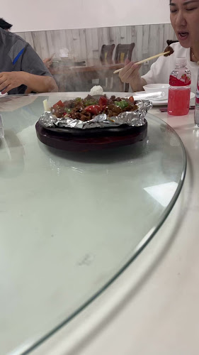 Restaurante Casa de Fideos Hongjie Open Times