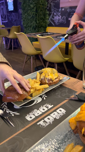 TORO BURGER QUINTANA Open Times