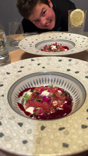 Opinii despre Monocromo vermuteria gastrounderground în Bilbao - Gastronomía y hostelería