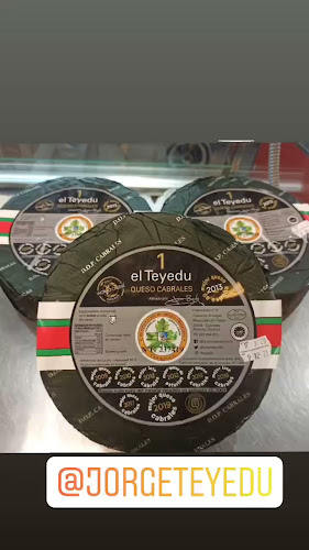 Av. de los Boliches, 29640 Fuengirola, Málaga