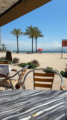 Restaurante EL TIMÓN comida mediterranea arroceria terraza frente al mar