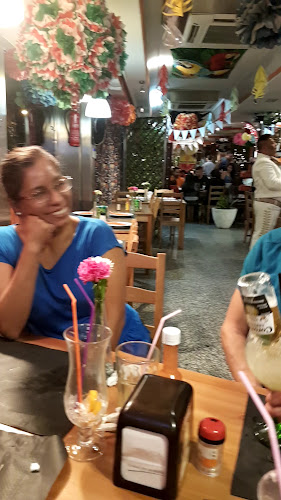 Opinii despre Pupusería Madrid Río Grande Café Villaverde în Madrid - Gastronomía y hostelería