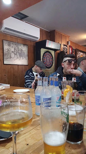 Comentarii opinii despre Crazy fats rock and roll bar