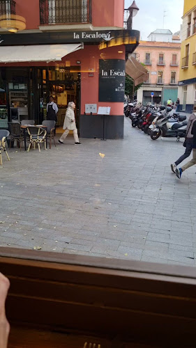 CASA MANOLO TAPAS BAR SEVILLANO - Sevilla