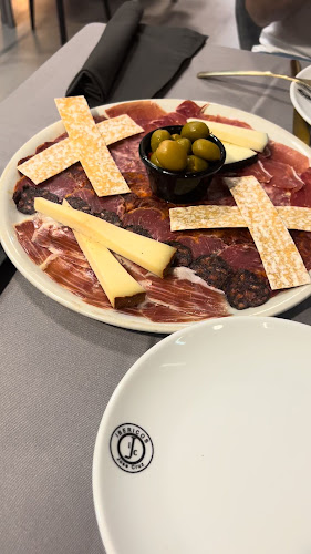 Opinii despre Ibéricos J.Cruz în Maspalomas - Gastronomía y hostelería